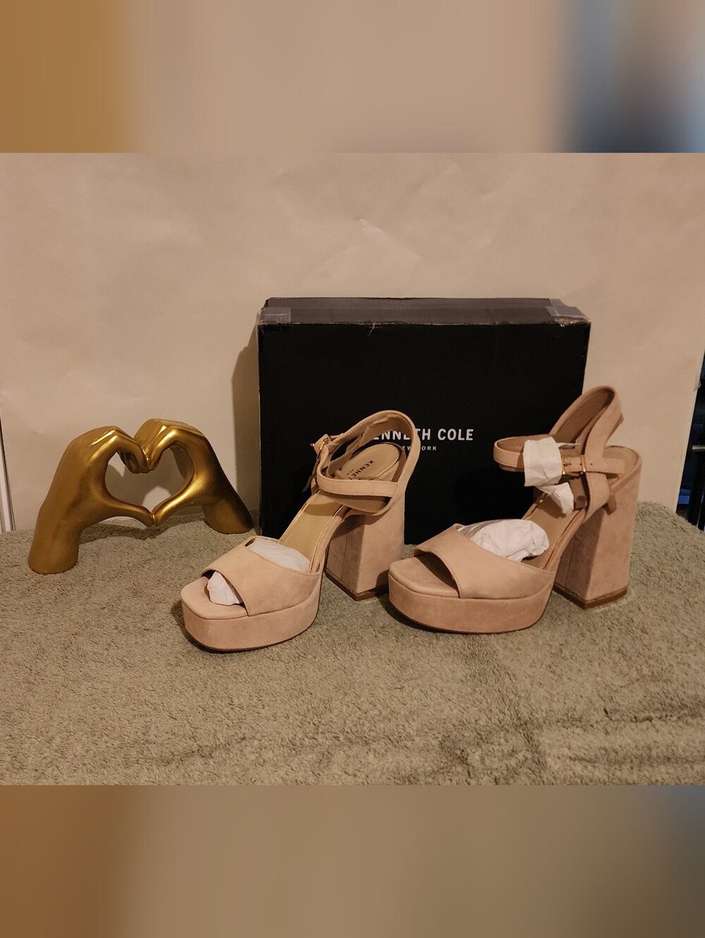 Kenneth Cole Bluff Suede Platform Sandals